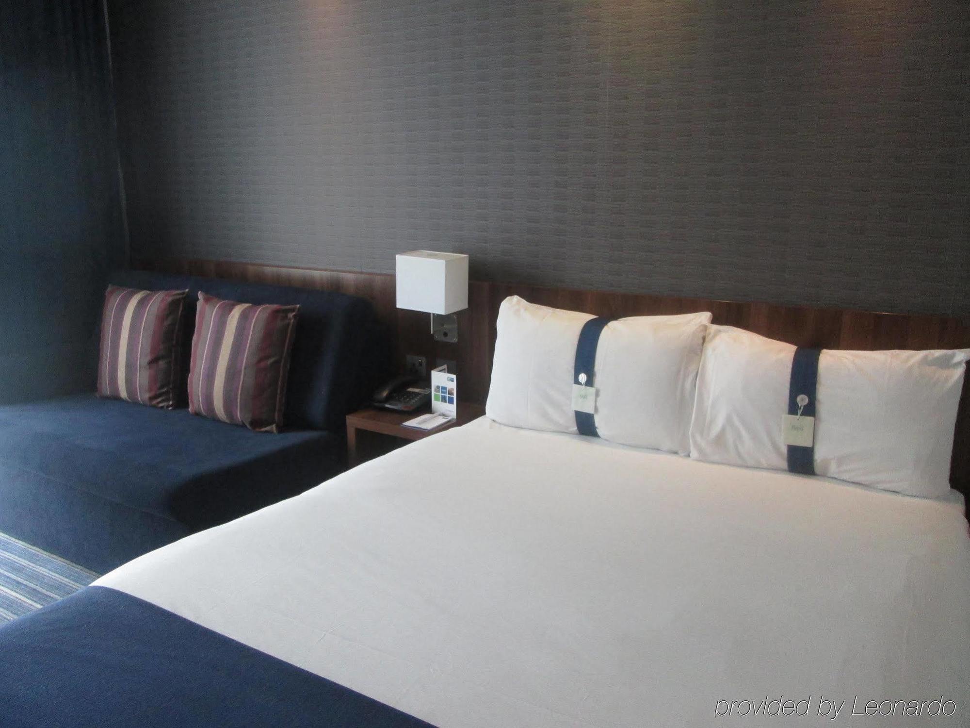 Holiday Inn Express Manchester City Centre By Ihg Buitenkant foto